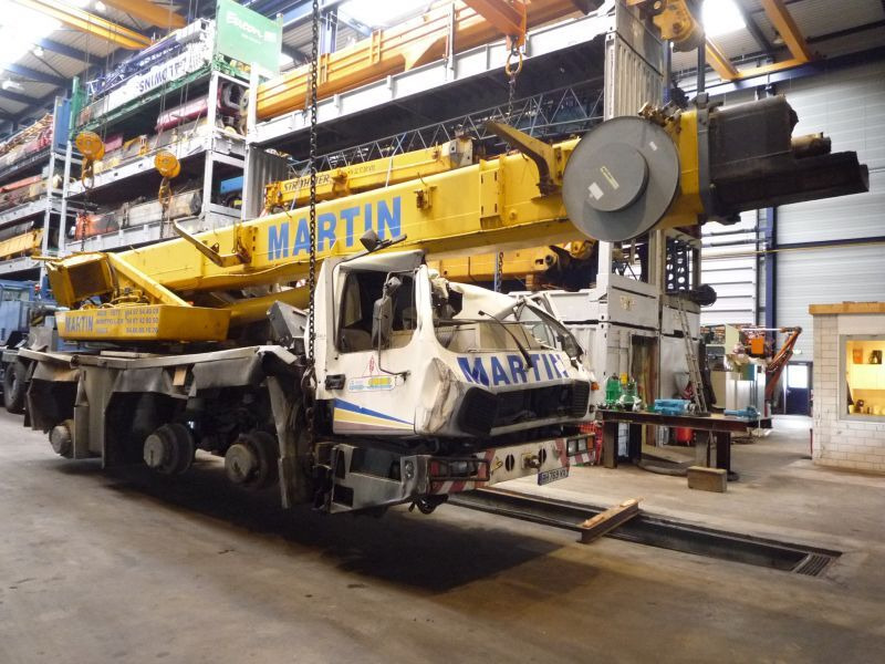 Grove GMK 3050 for parts - Grue mobile: photos 1 Grove GMK 3050 for parts - Grue mobile: photos 1
