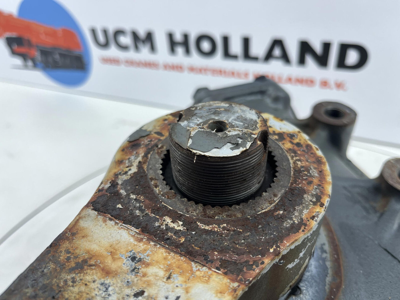 Boîtier de direction pour Grue mobile Grove GMK 3055 steering box: photos 7 Boîtier de direction pour Grue mobile Grove GMK 3055 steering box: photos 7