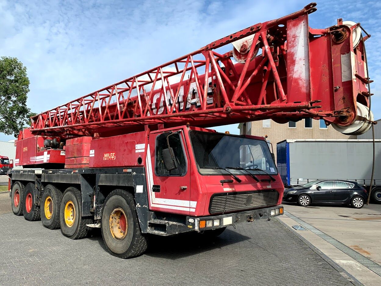Grove GMK 5100 for parts - Grue mobile: photos 1 Grove GMK 5100 for parts - Grue mobile: photos 1