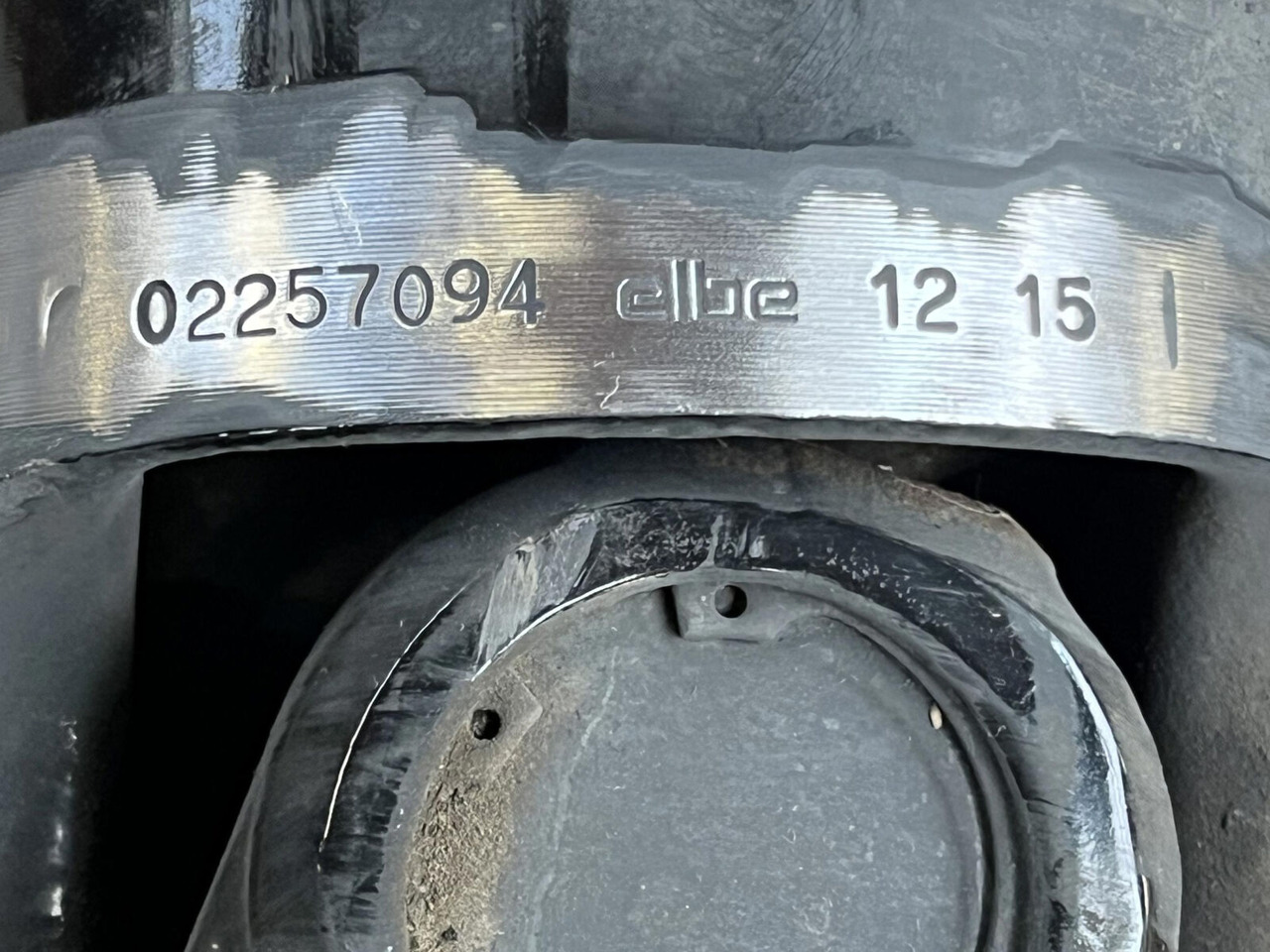 Grove GMK 6400 drive shaft axle 1 - Demi arbre pour Engins de chantier: photos 5 Grove GMK 6400 drive shaft axle 1 - Demi arbre pour Engins de chantier: photos 5