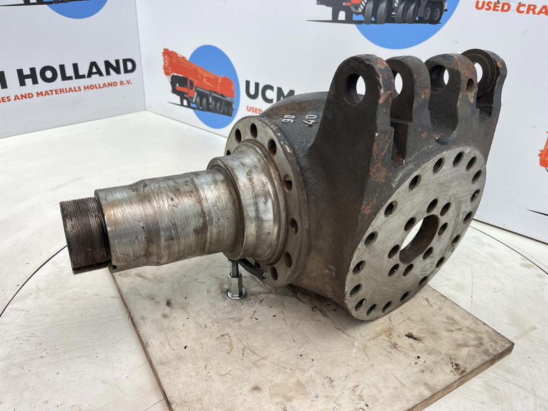 Grove GMK Steering knuckle 12 holes - Fusée d'essieu pour Grue: photos 1 Grove GMK Steering knuckle 12 holes - Fusée d'essieu pour Grue: photos 1