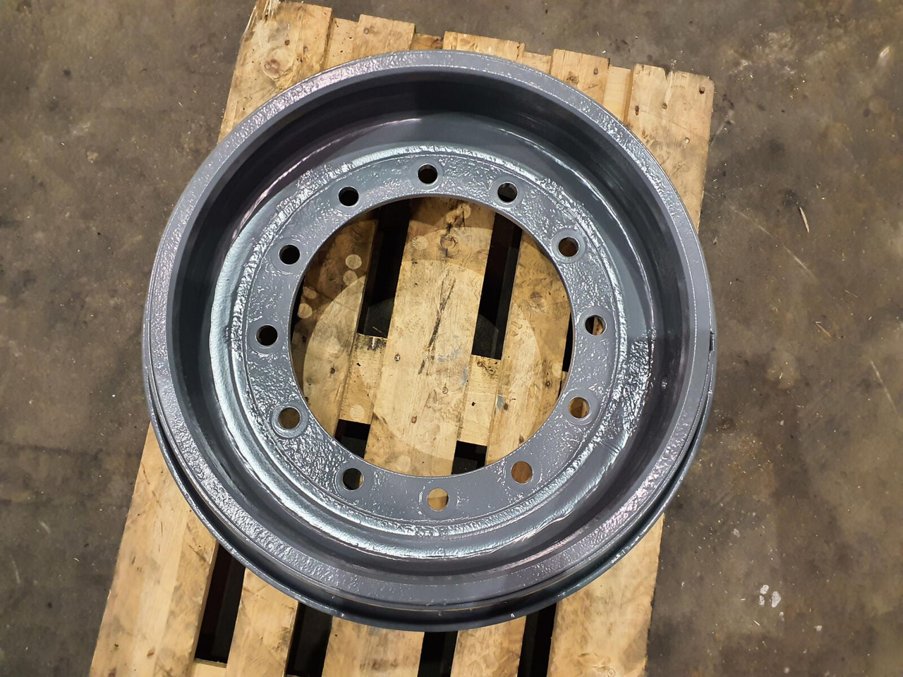 Grove Rim 445/95R25 12 14.5 3p - Jante pour Grue: photos 3 Grove Rim 445/95R25 12 14.5 3p - Jante pour Grue: photos 3