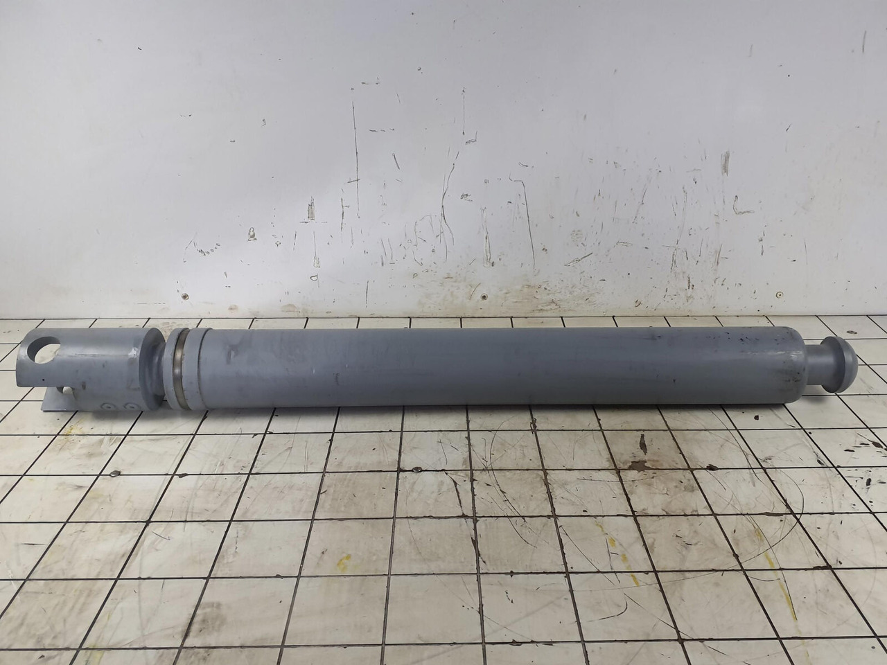 Grove outrigger cylinder - Vérin hydraulique pour Grue mobile: photos 3 Grove outrigger cylinder - Vérin hydraulique pour Grue mobile: photos 3