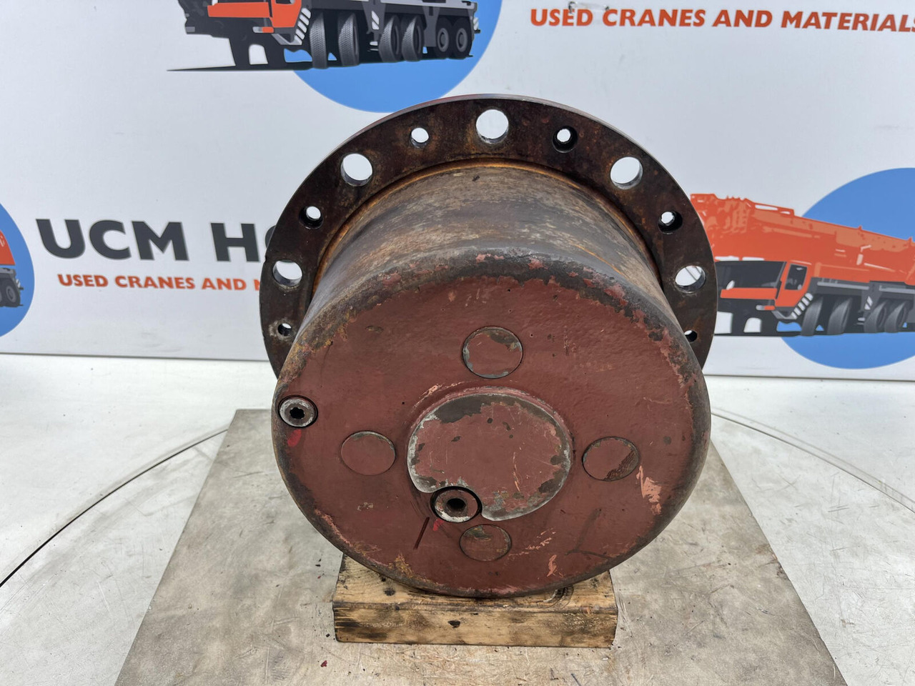 Kessler planetary gear 22-25-74-40-4pl-H177-46 - Moteur de translation pour Grue mobile: photos 1 Kessler planetary gear 22-25-74-40-4pl-H177-46 - Moteur de translation pour Grue mobile: photos 1