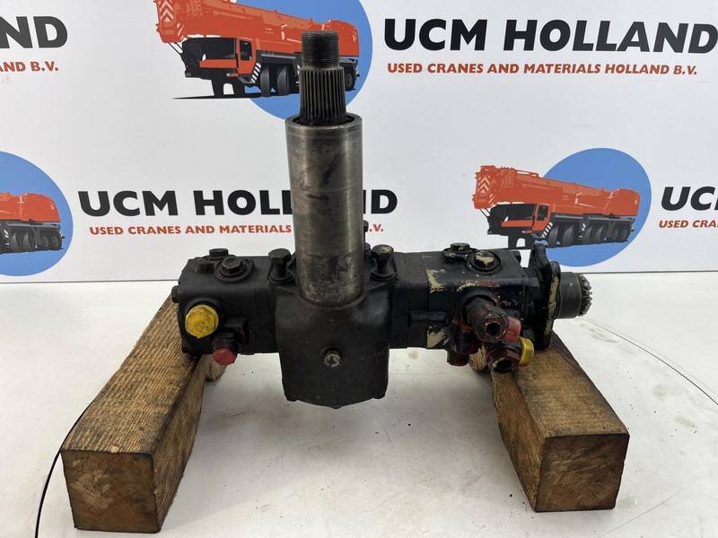 Krupp 4070 GMT steering box - Colonne de direction pour Grue: photos 4 Krupp 4070 GMT steering box - Colonne de direction pour Grue: photos 4