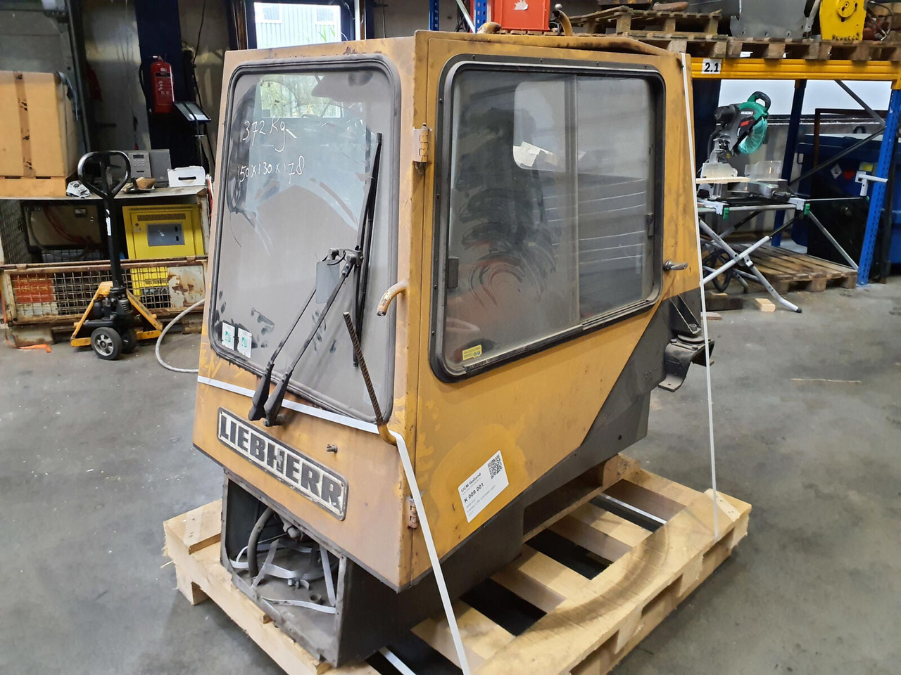 Liebherr LTM 1030 lower cabin - Cabine pour Grue mobile: photos 2 Liebherr LTM 1030 lower cabin - Cabine pour Grue mobile: photos 2