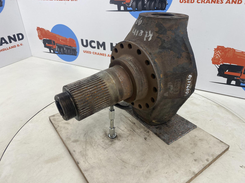 Liebherr LTM 1035/2 Steering knuckle 16 holes - Fusée d'essieu pour Grue: photos 1 Liebherr LTM 1035/2 Steering knuckle 16 holes - Fusée d'essieu pour Grue: photos 1