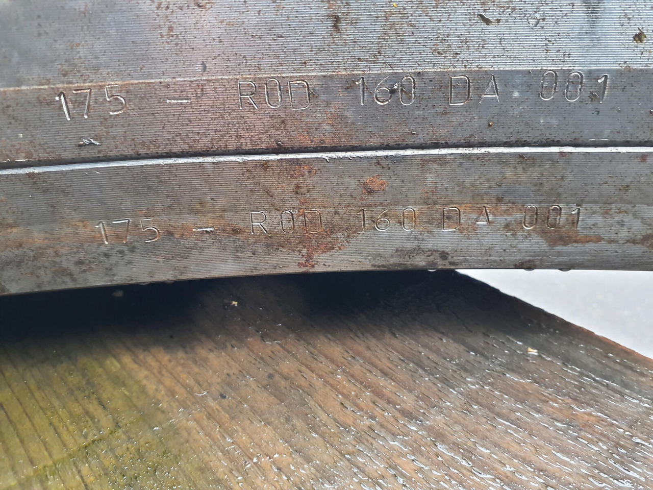 Liebherr LTM 1050 slew ring - Couronne d'orientation pour Grue mobile: photos 5 Liebherr LTM 1050 slew ring - Couronne d'orientation pour Grue mobile: photos 5