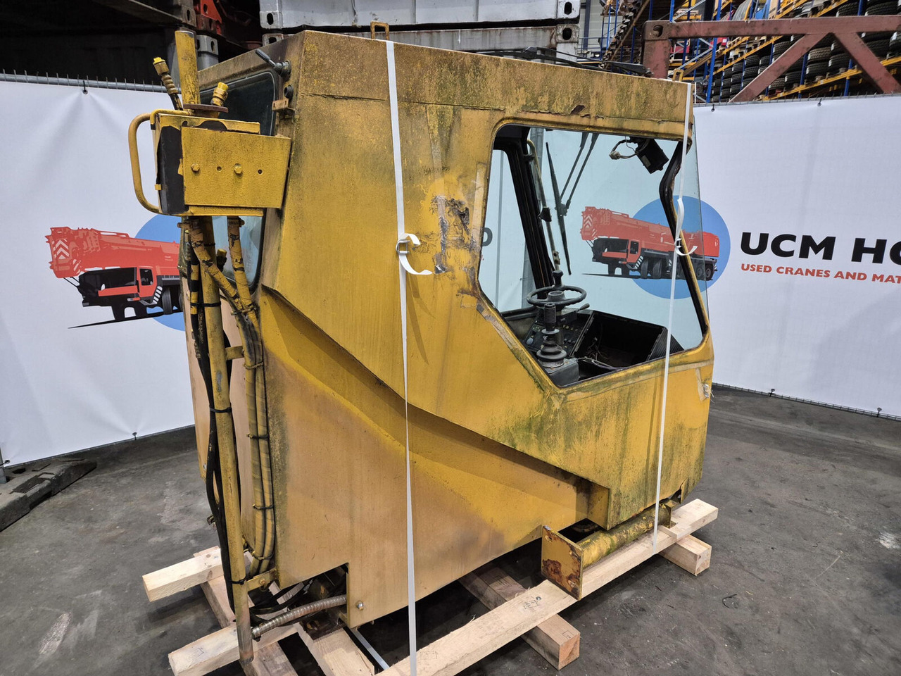 Liebherr LTM 1050 upper cabine - Cabine pour Grue: photos 4 Liebherr LTM 1050 upper cabine - Cabine pour Grue: photos 4