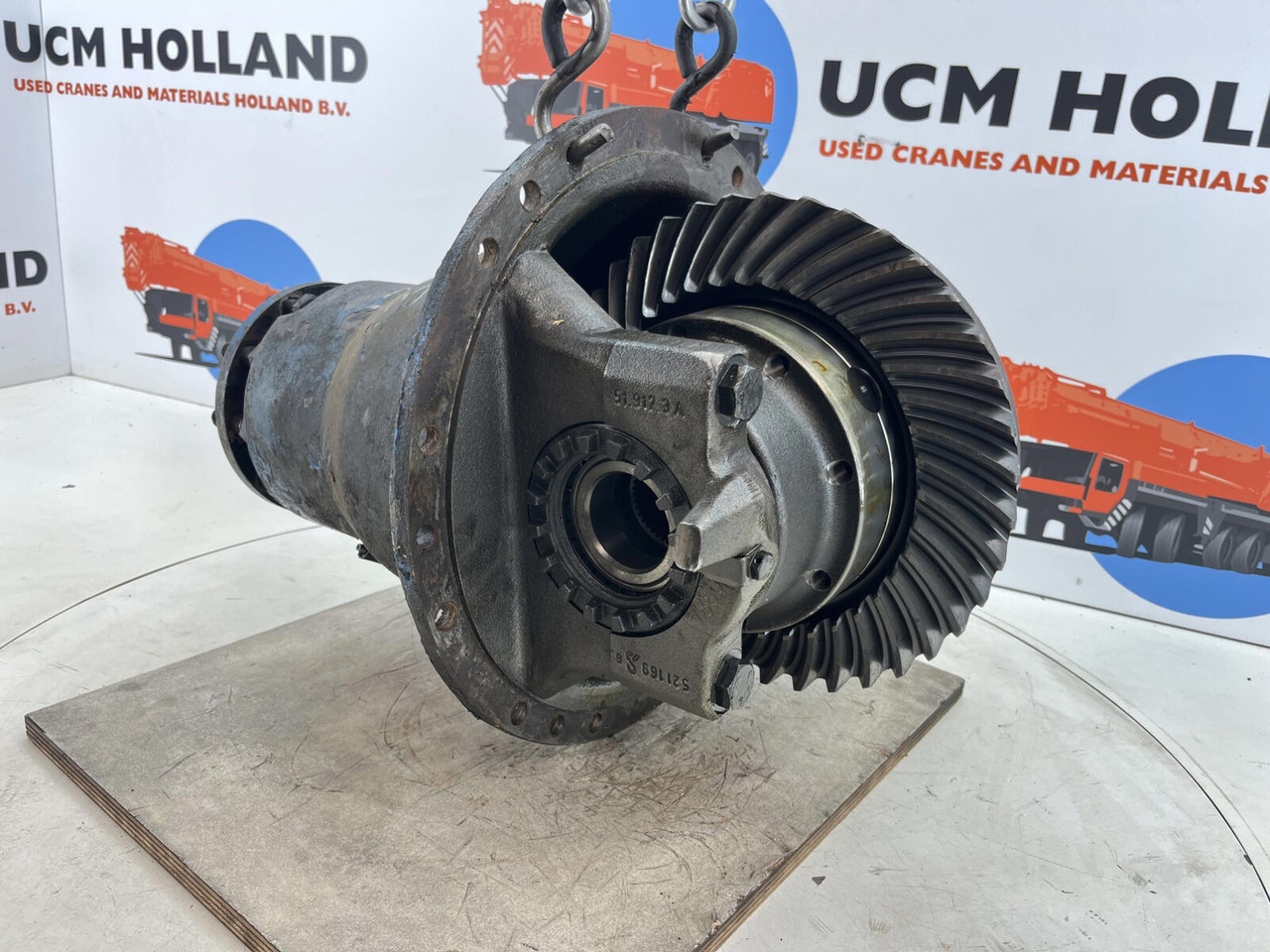 Liebherr LTM 1060 End differential 17x39 axle 1 - Différentiel pour Grue mobile: photos 1 Liebherr LTM 1060 End differential 17x39 axle 1 - Différentiel pour Grue mobile: photos 1