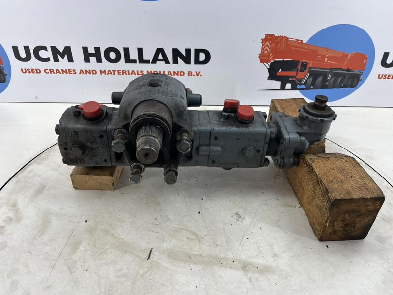 Liebherr LTM 1070 steering box - Colonne de direction pour Grue: photos 3 Liebherr LTM 1070 steering box - Colonne de direction pour Grue: photos 3
