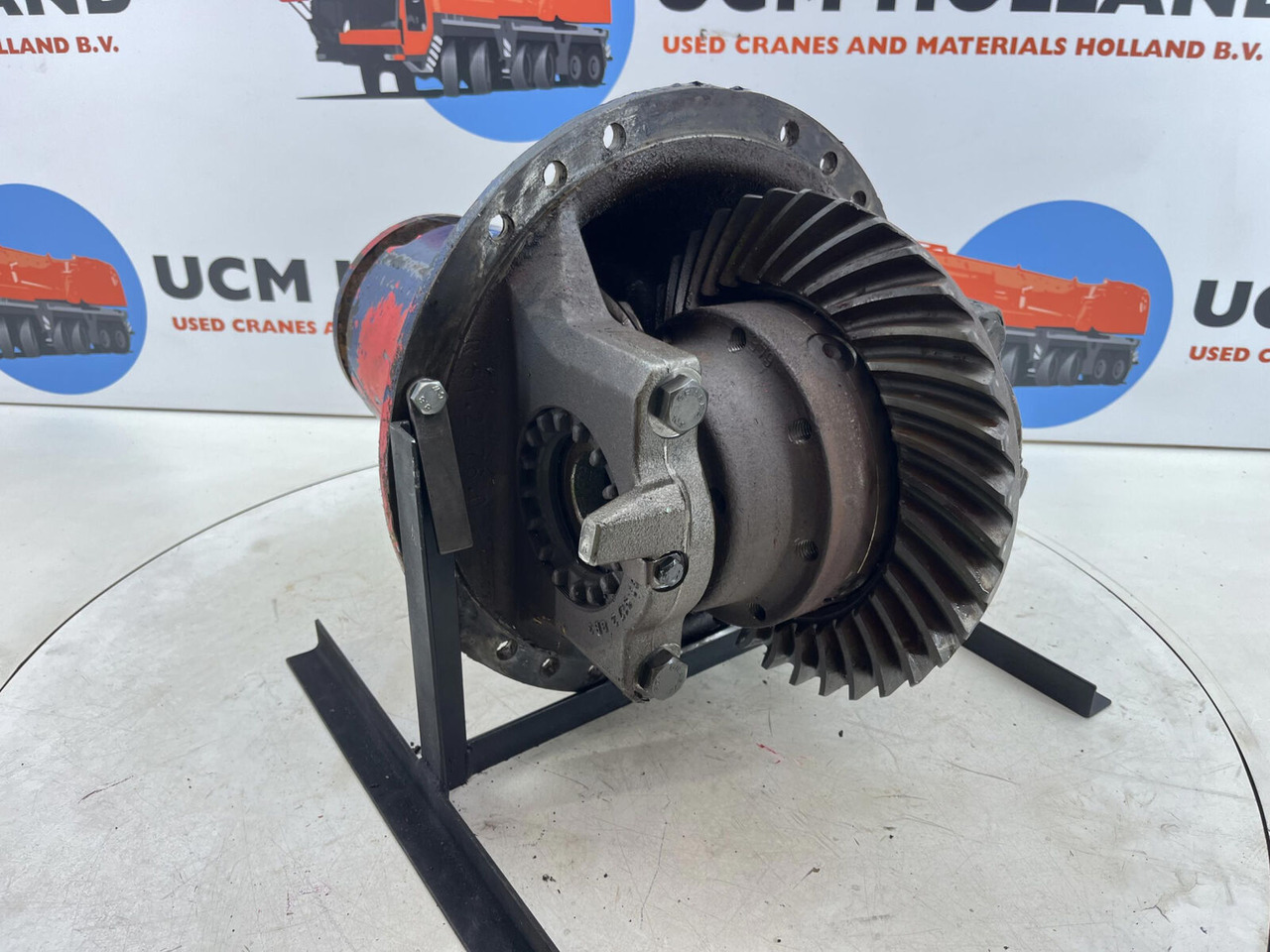 Liebherr LTM 1090 end differential 17x36 axle 1 - Différentiel pour Grue mobile: photos 1 Liebherr LTM 1090 end differential 17x36 axle 1 - Différentiel pour Grue mobile: photos 1