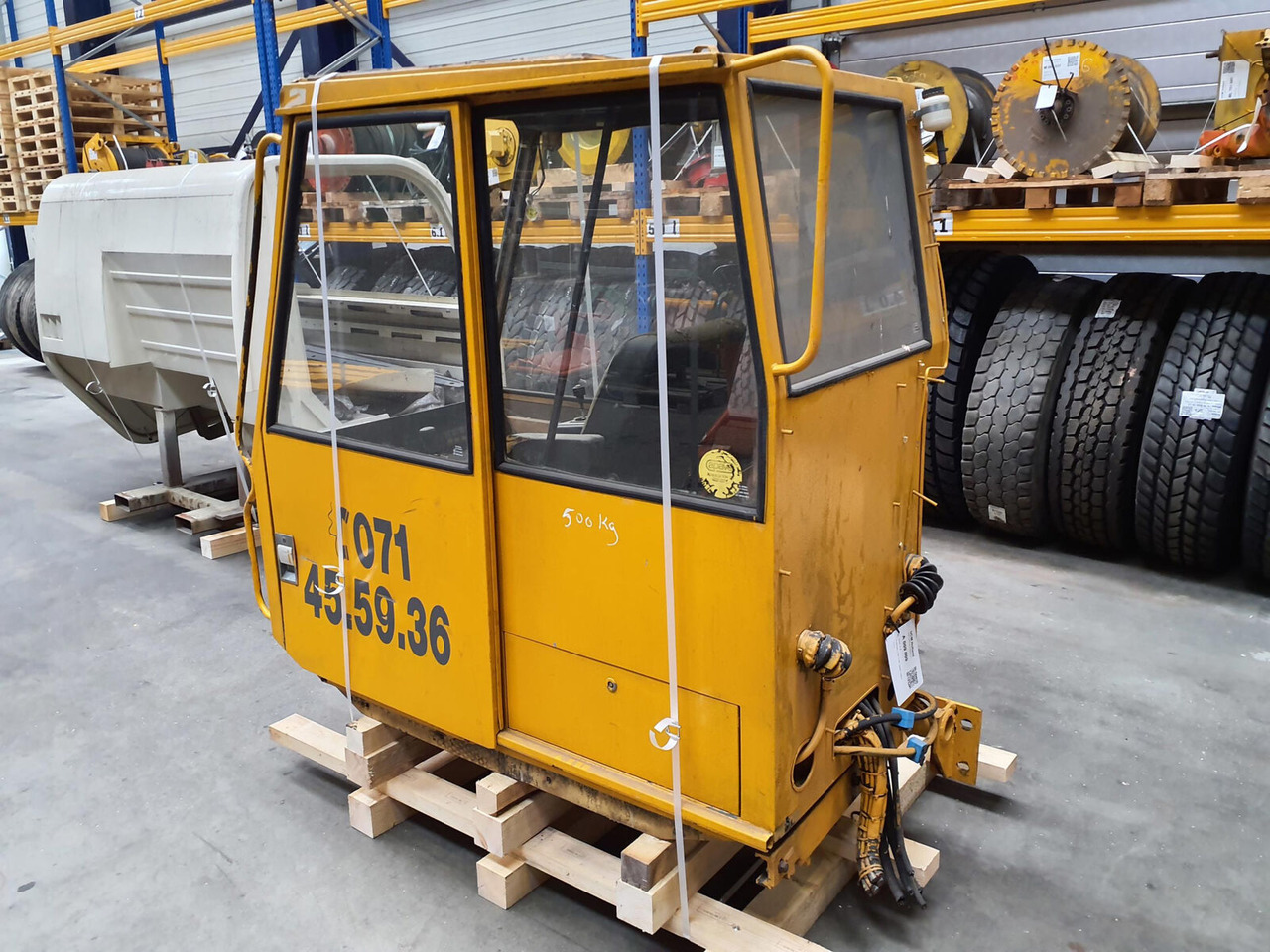 Liebherr LTM 1140 upper cabin - Cabine pour Grue mobile: photos 1 Liebherr LTM 1140 upper cabin - Cabine pour Grue mobile: photos 1