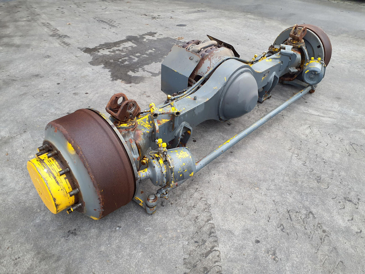 Liebherr LTM 1160-2 axle 5 LT81PL478 - Essieu et pièces pour Grue: photos 3 Liebherr LTM 1160-2 axle 5 LT81PL478 - Essieu et pièces pour Grue: photos 3