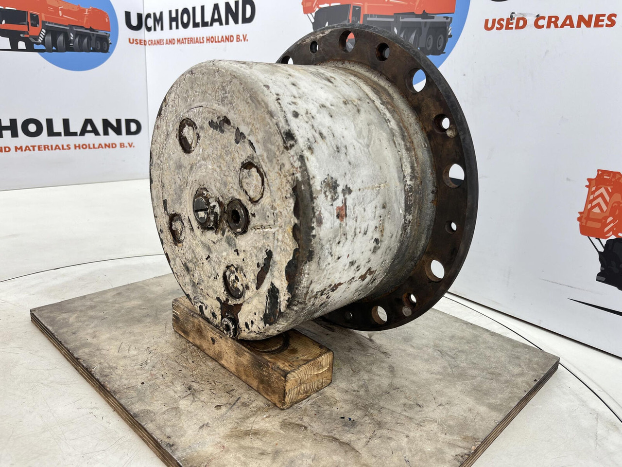 Liebherr LTM 1160 planetary gear 22-25-74-40-4pl-H185-46 - Moteur de translation pour Grue mobile: photos 2 Liebherr LTM 1160 planetary gear 22-25-74-40-4pl-H185-46 - Moteur de translation pour Grue mobile: photos 2
