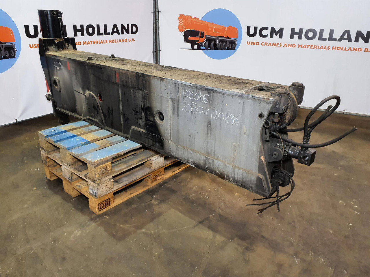 Liebherr LTM 1200/1 sliding beam front pre assembled - Suspension pour Grue: photos 3 Liebherr LTM 1200/1 sliding beam front pre assembled - Suspension pour Grue: photos 3