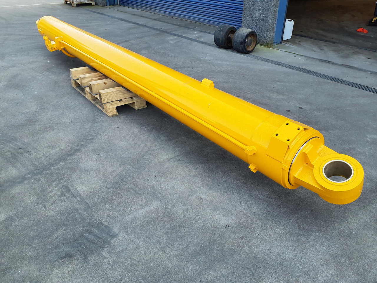 Liebherr LTM 1400-7.1 Boom cylinder left - Vérin hydraulique pour Grue mobile: photos 4 Liebherr LTM 1400-7.1 Boom cylinder left - Vérin hydraulique pour Grue mobile: photos 4