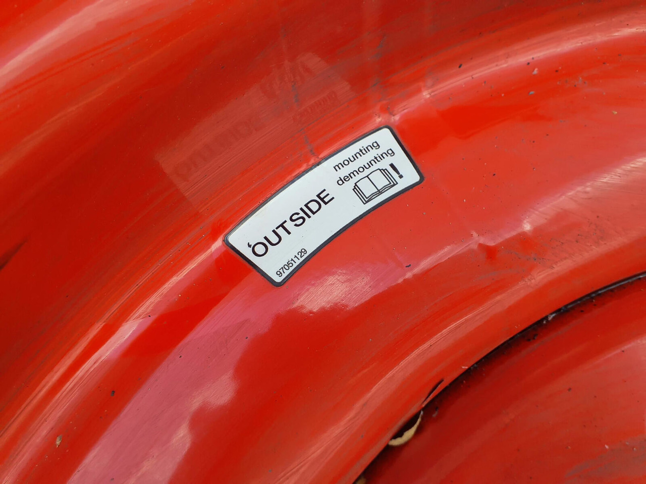 Liebherr Rim 445/95R25 10 12 1p - Jante pour Grue: photos 4 Liebherr Rim 445/95R25 10 12 1p - Jante pour Grue: photos 4