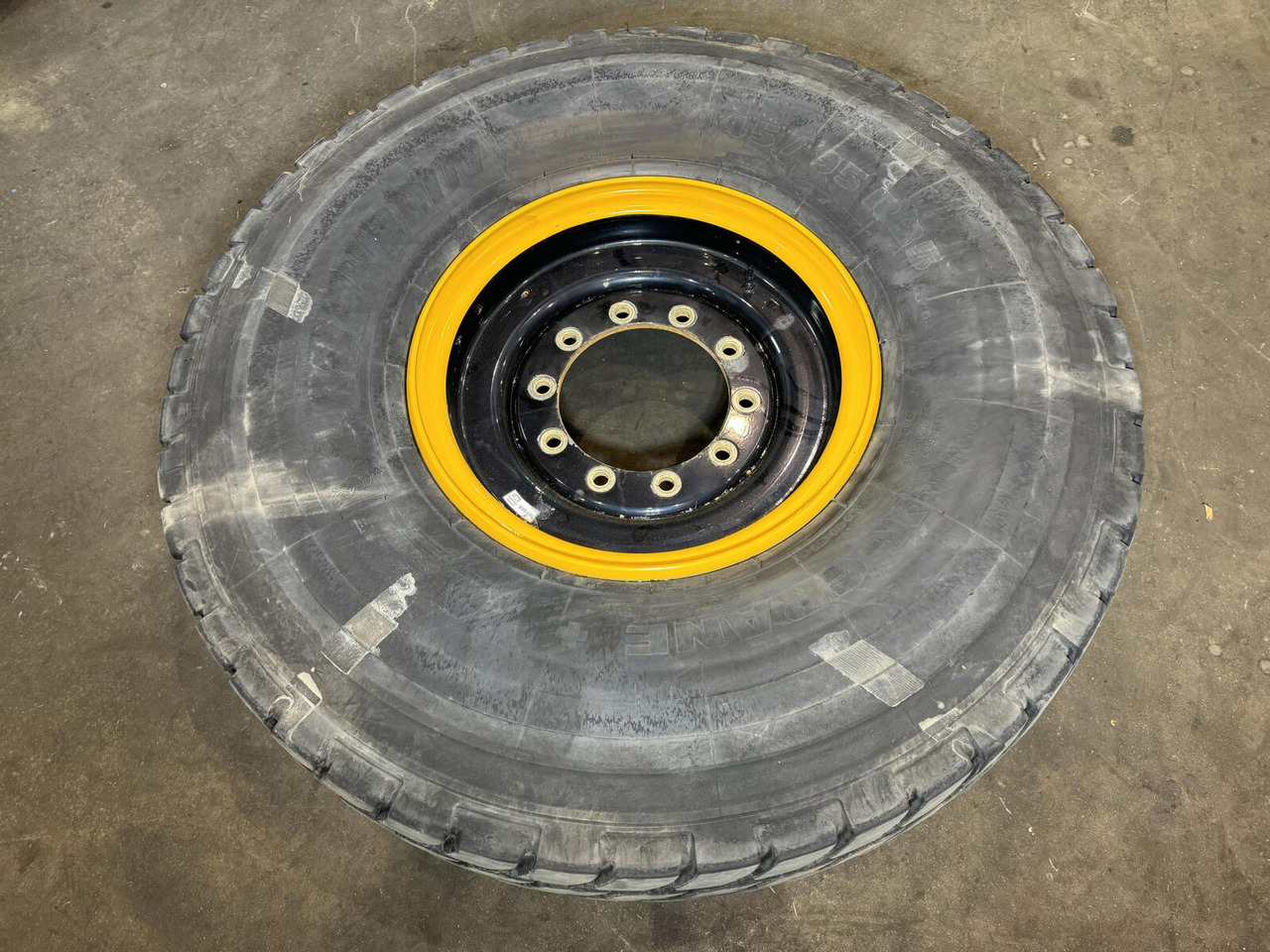 Liebherr Wheel 445/95R25 10 12.3 1p - Roue complète: photos 1 Liebherr Wheel 445/95R25 10 12.3 1p - Roue complète: photos 1