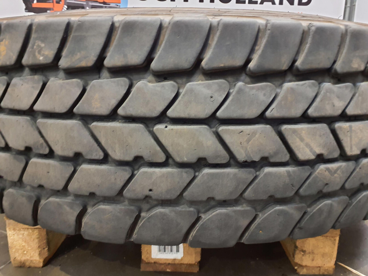 Liebherr Wheel 445/95R25 10 12.3 1p - Roue complète: photos 3 Liebherr Wheel 445/95R25 10 12.3 1p - Roue complète: photos 3