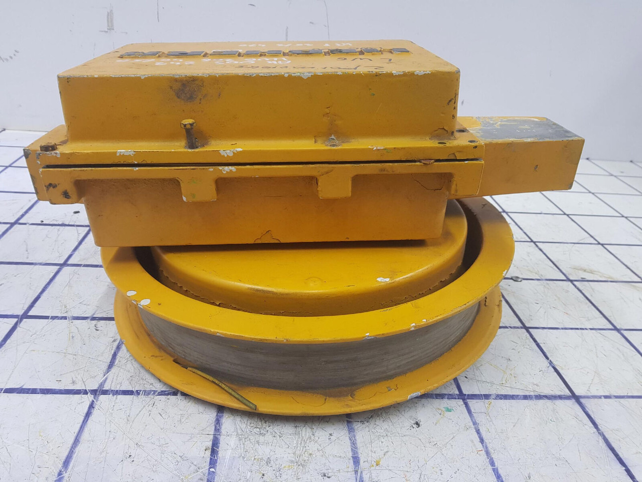 Liebherr lenght indicator LWG 206 - Carrosserie et extérieur pour Grue mobile: photos 3 Liebherr lenght indicator LWG 206 - Carrosserie et extérieur pour Grue mobile: photos 3