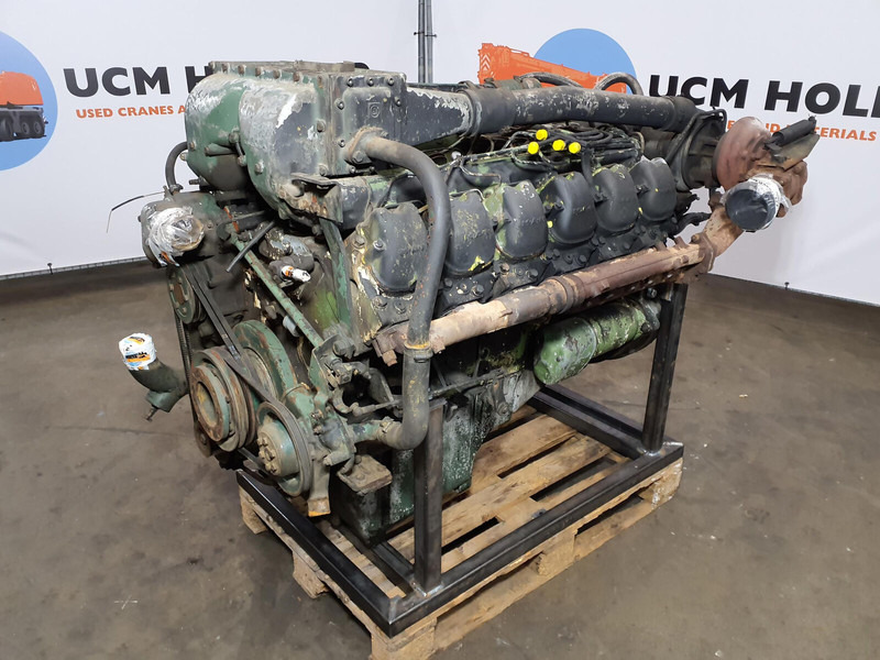 MAN LT 1200 engine MAN D2542 MLE - Moteur pour Grue: photos 1 MAN LT 1200 engine MAN D2542 MLE - Moteur pour Grue: photos 1