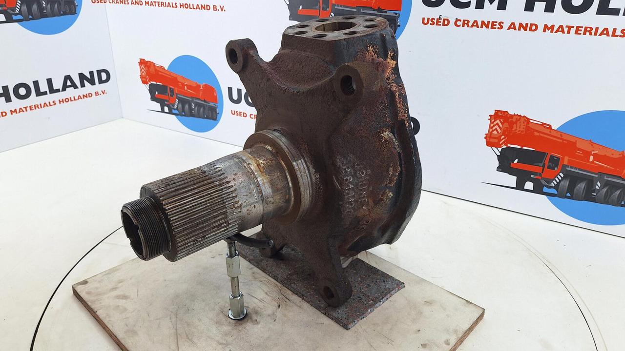 PPM ATT 380 Steering knuckle axle 1 - Fusée d'essieu pour Grue: photos 1 PPM ATT 380 Steering knuckle axle 1 - Fusée d'essieu pour Grue: photos 1