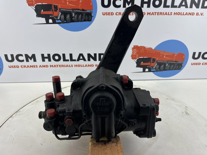 PPM PPM 600 ATT steering box - Colonne de direction pour Grue: photos 5 PPM PPM 600 ATT steering box - Colonne de direction pour Grue: photos 5