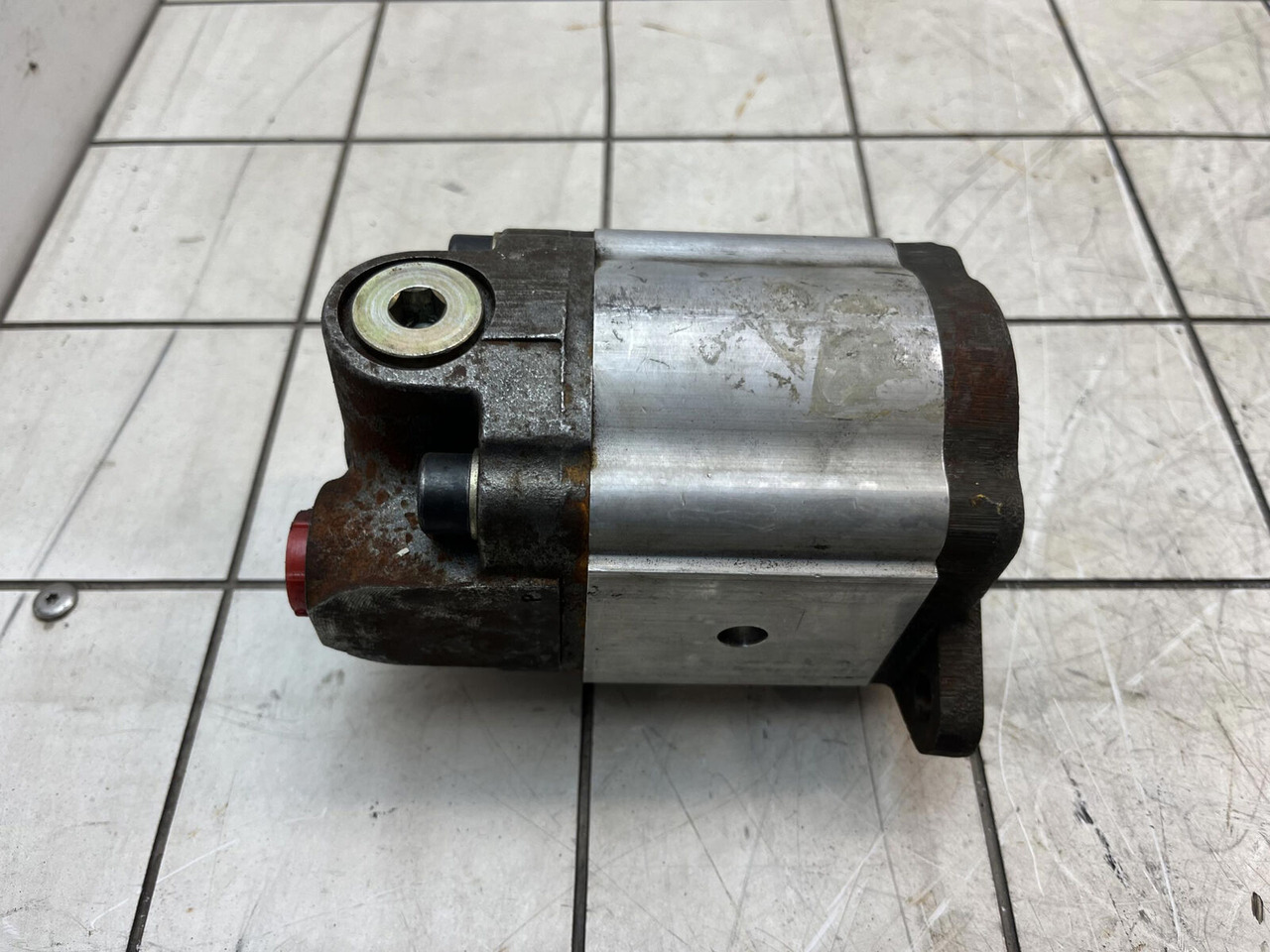 Parker Parker Hydraulics gear pump - Pompe hydraulique pour Grue: photos 5 Parker Parker Hydraulics gear pump - Pompe hydraulique pour Grue: photos 5