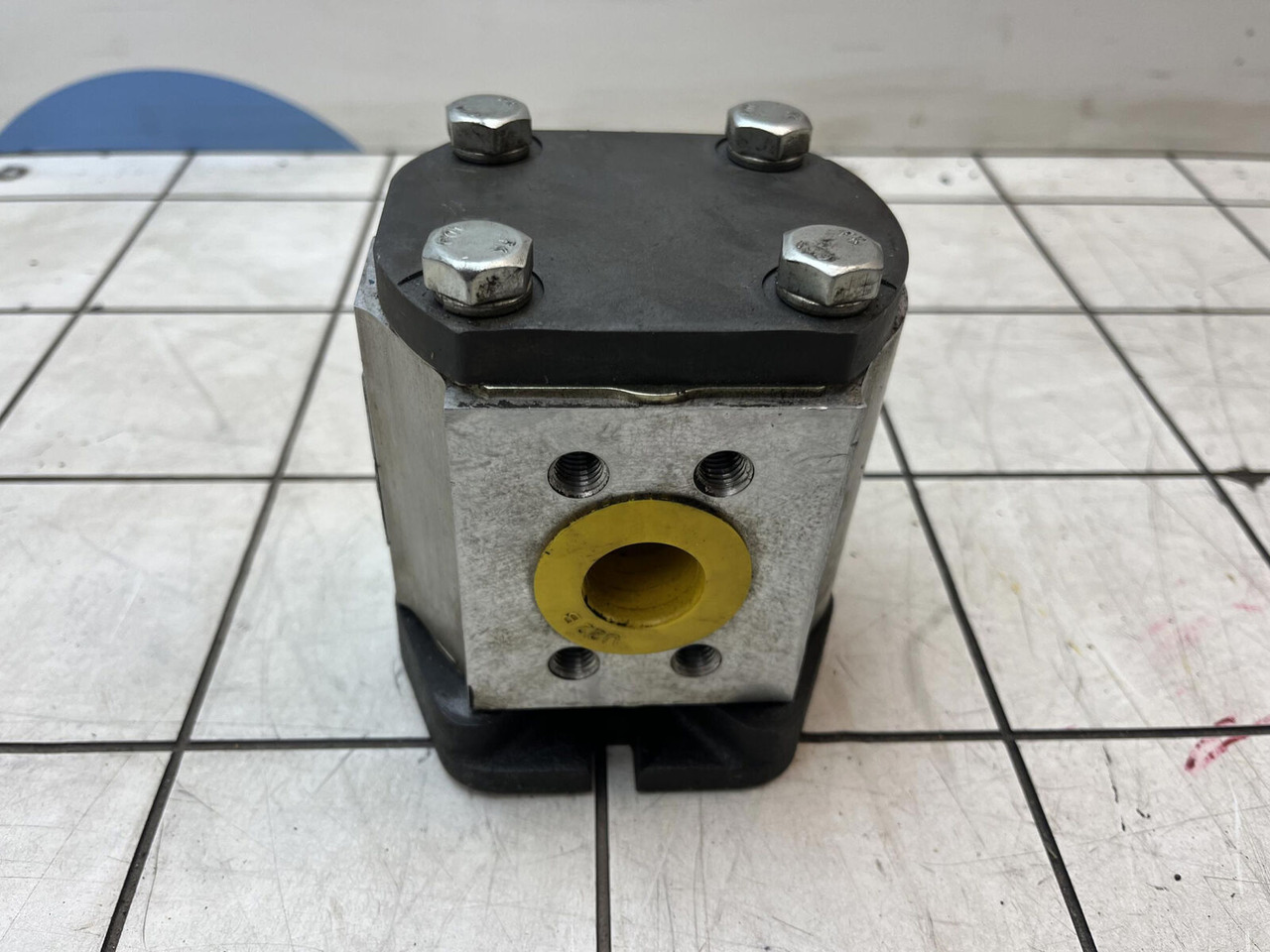 Rexroth Rexroth sigma gear pump - Pompe hydraulique pour Grue mobile: photos 3 Rexroth Rexroth sigma gear pump - Pompe hydraulique pour Grue mobile: photos 3