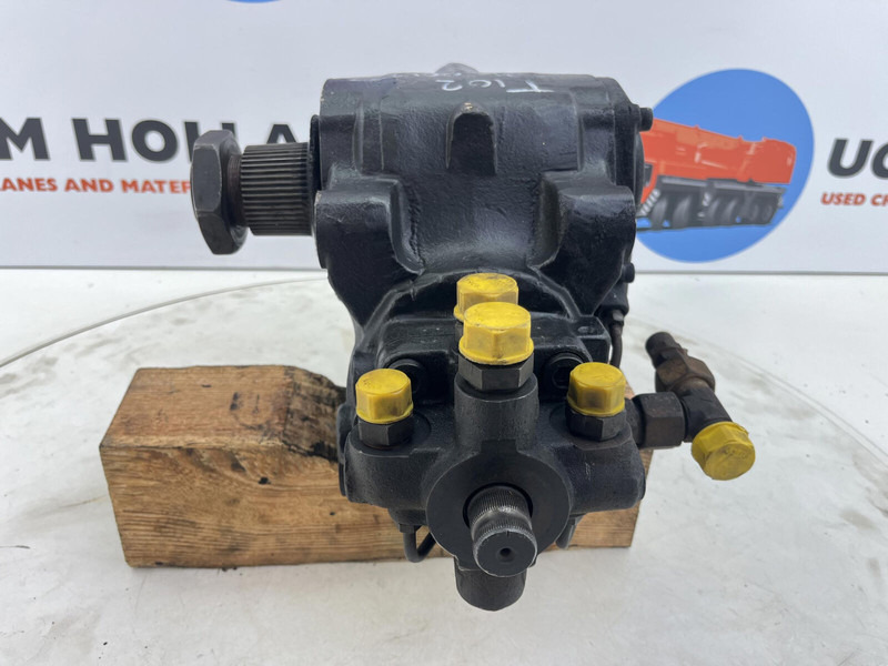 Spierings SK 477 AT4 steering box - Colonne de direction pour Grue: photos 2 Spierings SK 477 AT4 steering box - Colonne de direction pour Grue: photos 2