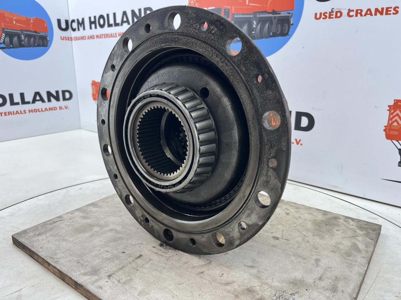 Terex AC 155 planetary gear 17-24-67-32-3pl-H135-46 - Moteur de translation pour Grue mobile: photos 3 Terex AC 155 planetary gear 17-24-67-32-3pl-H135-46 - Moteur de translation pour Grue mobile: photos 3