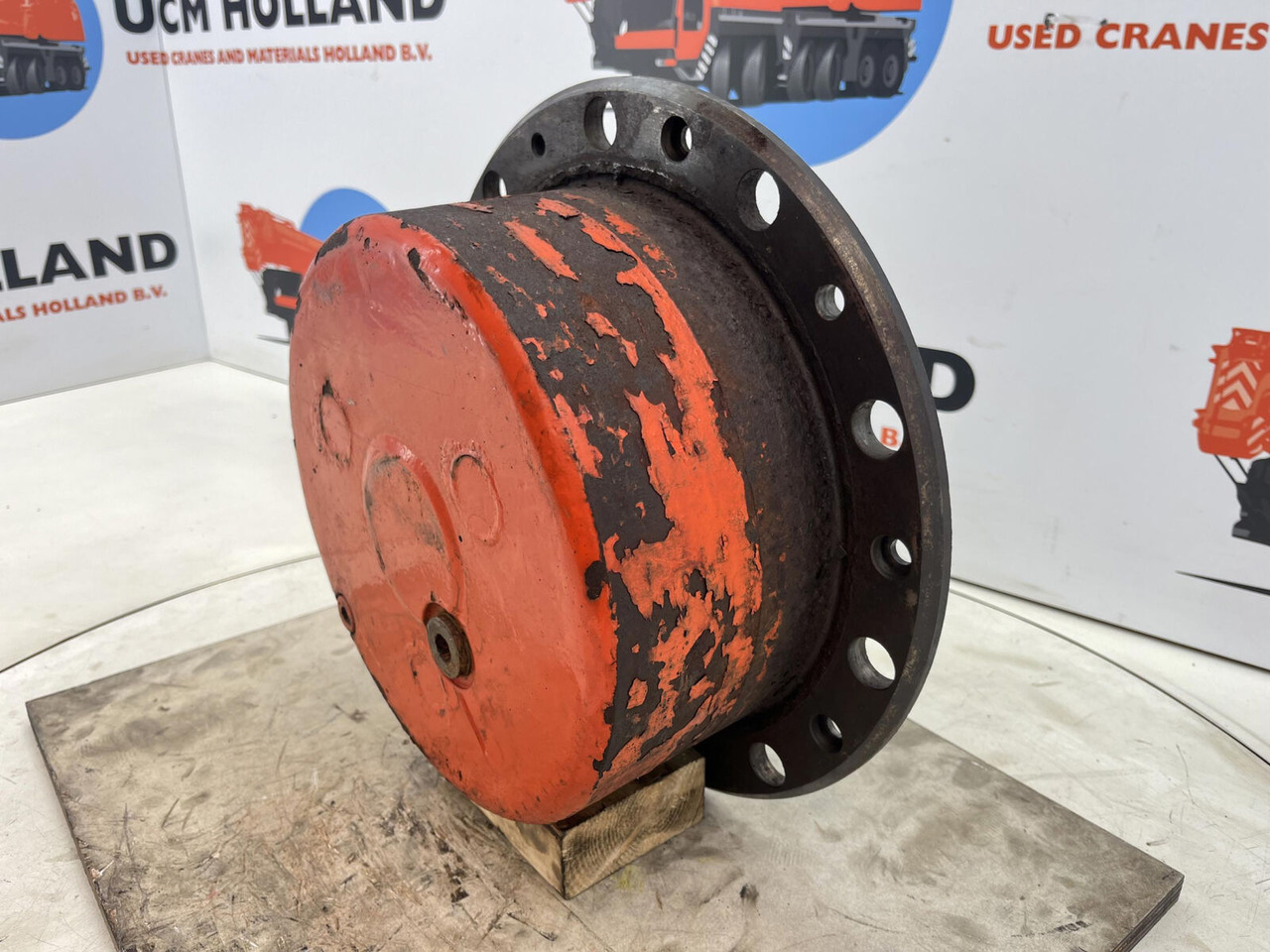Terex AC 155 planetary gear 17-24-67-32-3pl-H135-46 - Moteur de translation pour Grue: photos 2 Terex AC 155 planetary gear 17-24-67-32-3pl-H135-46 - Moteur de translation pour Grue: photos 2