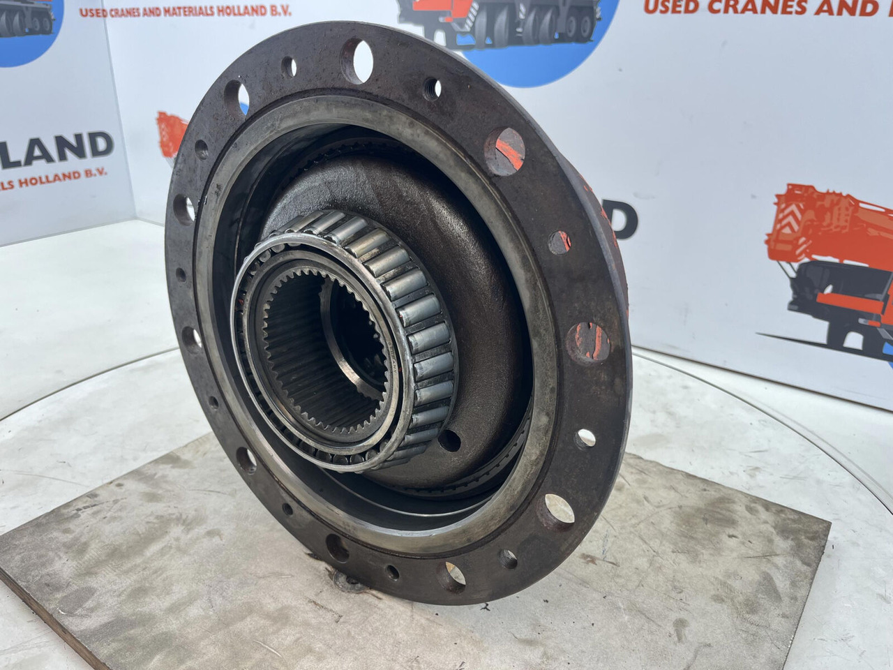 Terex AC 155 planetary gear 17-24-67-32-3pl-H135-46 - Moteur de translation pour Grue: photos 3 Terex AC 155 planetary gear 17-24-67-32-3pl-H135-46 - Moteur de translation pour Grue: photos 3