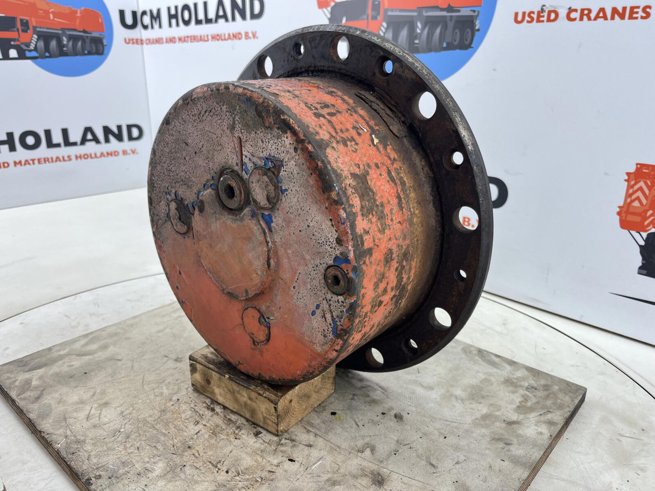 Terex AC 155 planetary gear 22-25-74-40-3pl-H135-46 - Moteur de translation pour Grue mobile: photos 2 Terex AC 155 planetary gear 22-25-74-40-3pl-H135-46 - Moteur de translation pour Grue mobile: photos 2