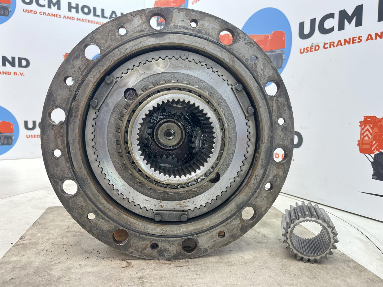 Terex AC 35 planetary gear 22-25-74-40-4pl-H137-46 - Moteur de translation pour Grue mobile: photos 5 Terex AC 35 planetary gear 22-25-74-40-4pl-H137-46 - Moteur de translation pour Grue mobile: photos 5