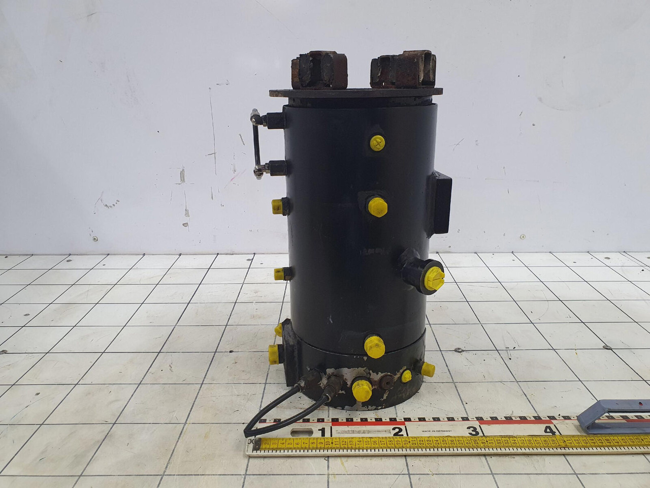Terex AC 35 turning joint - Moteur hydraulique pour Grue mobile: photos 1 Terex AC 35 turning joint - Moteur hydraulique pour Grue mobile: photos 1
