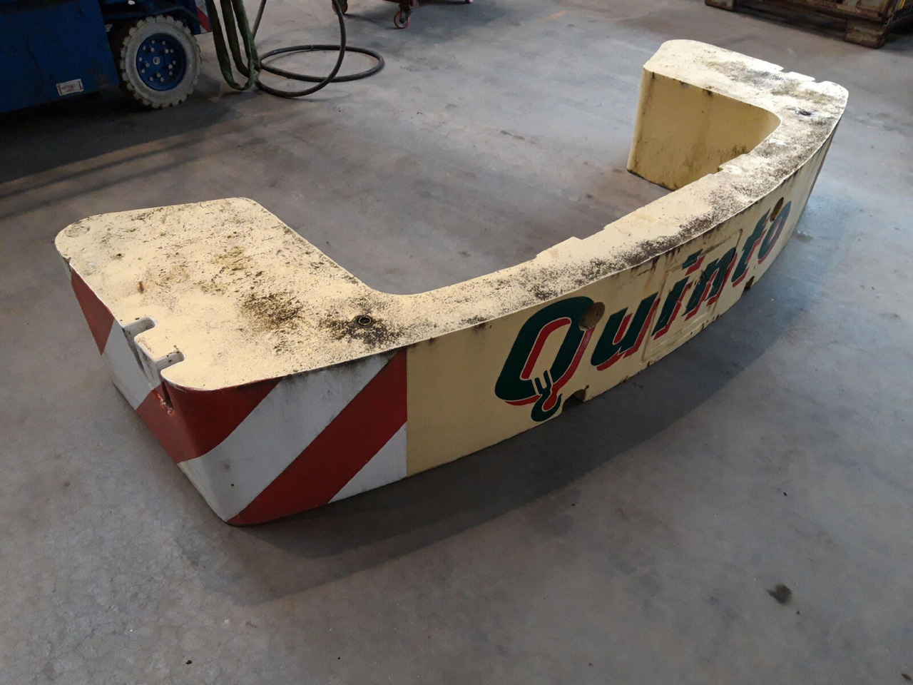 Terex Demag AC 35 counterweight 2,5 T - Contrepoids pour Grue mobile: photos 3 Terex Demag AC 35 counterweight 2,5 T - Contrepoids pour Grue mobile: photos 3