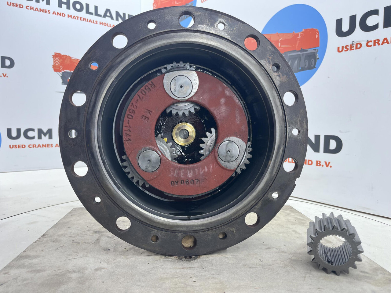 Terex/Demag AC 35 planetary gear 17-24-67-32-3pl-H135-46 - Moteur de translation pour Grue mobile: photos 5 Terex/Demag AC 35 planetary gear 17-24-67-32-3pl-H135-46 - Moteur de translation pour Grue mobile: photos 5