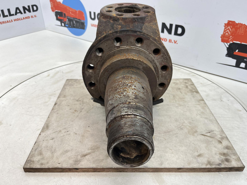 Terex HC 340 Steering knuckle 12 holes axle 2 - Fusée d'essieu pour Grue: photos 2 Terex HC 340 Steering knuckle 12 holes axle 2 - Fusée d'essieu pour Grue: photos 2