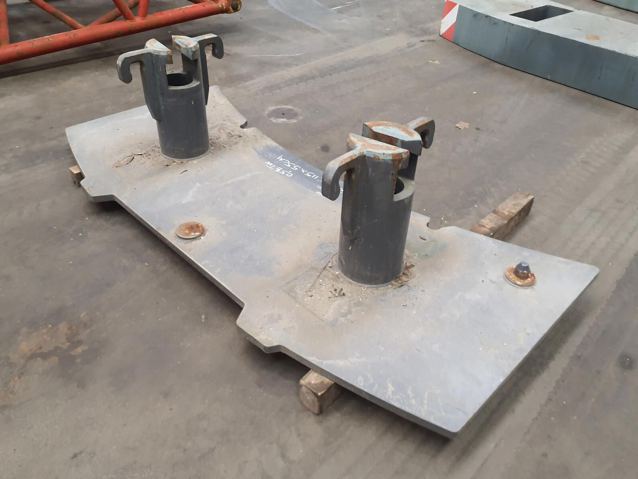 Terex Terex Demag Challenger 4200 counterweight 0.55 Ton - Contrepoids pour Grue mobile: photos 4 Terex Terex Demag Challenger 4200 counterweight 0.55 Ton - Contrepoids pour Grue mobile: photos 4