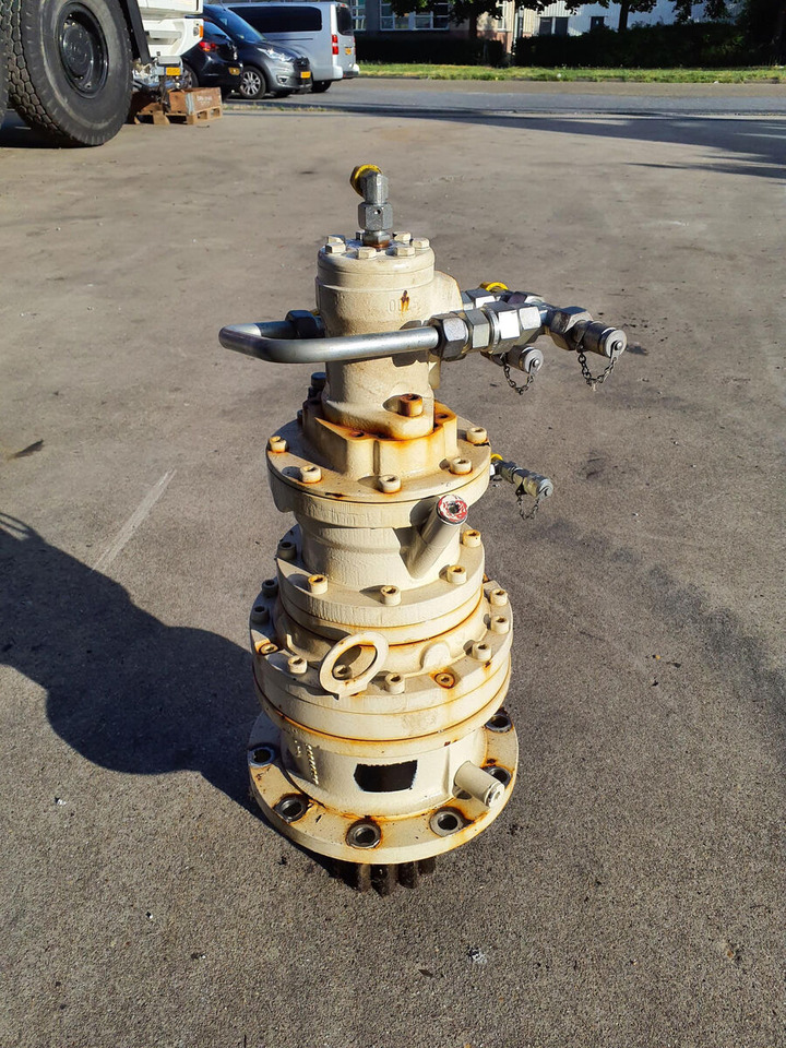 Terex challenger 3160 slew gear - Moteur de rotation pour Grue mobile: photos 1 Terex challenger 3160 slew gear - Moteur de rotation pour Grue mobile: photos 1