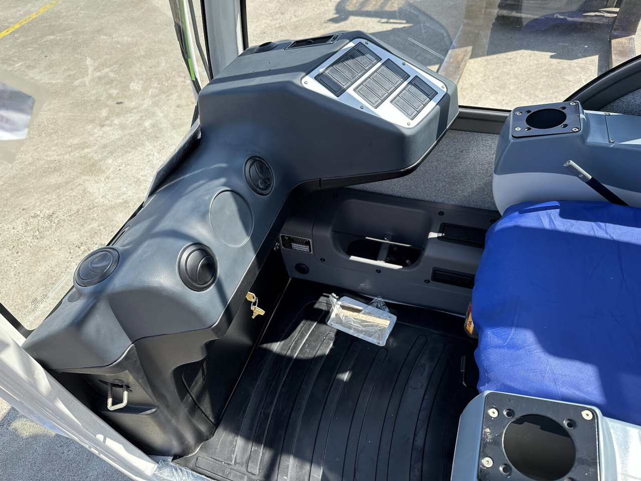 Terex dano/Demag upper cabs - Cabine pour Grue à tour: photos 5 Terex dano/Demag upper cabs - Cabine pour Grue à tour: photos 5