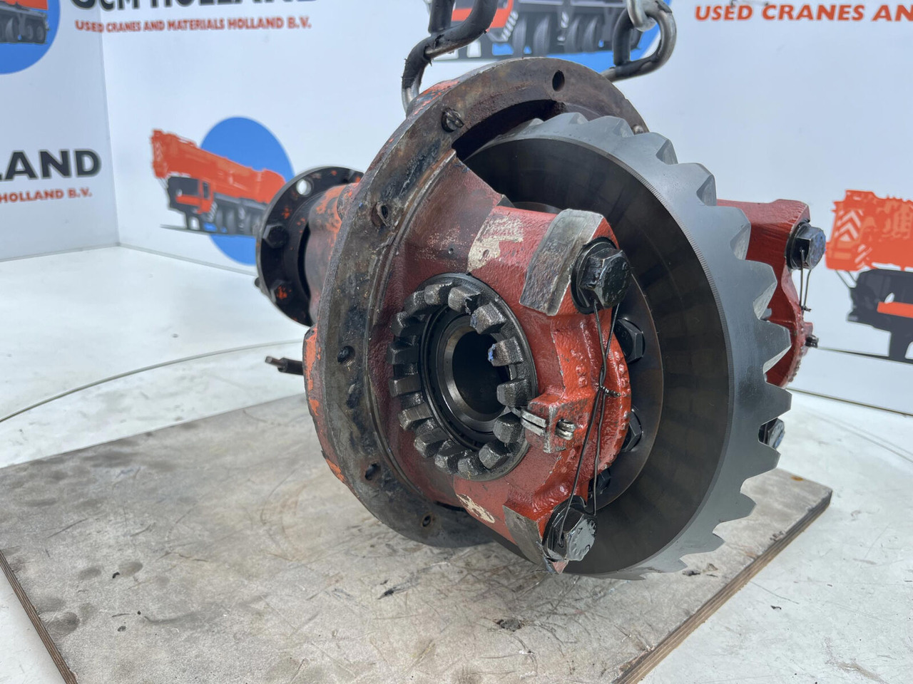 ZF LT 1055 end differential 14x29 - Différentiel pour Grue mobile: photos 1 ZF LT 1055 end differential 14x29 - Différentiel pour Grue mobile: photos 1