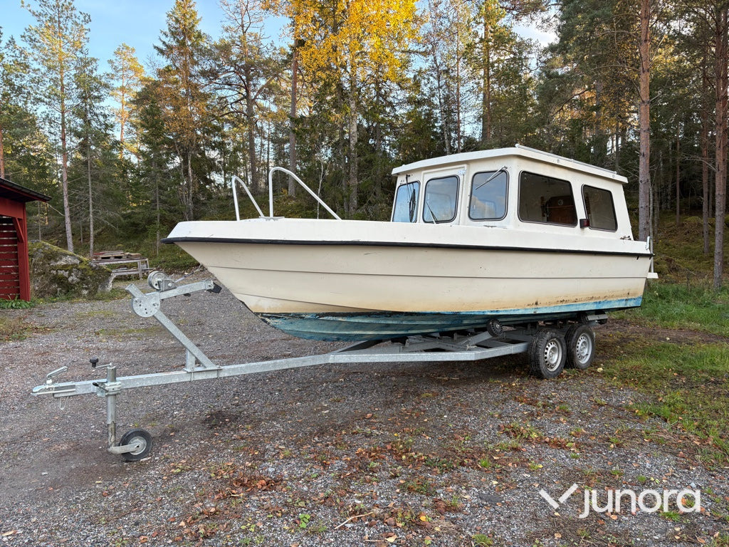Båt, Trailer & Båtmotor - Örnvik 670, Suzuki DF140A - Autre matériel: photos 2 Båt, Trailer & Båtmotor - Örnvik 670, Suzuki DF140A - Autre matériel: photos 2