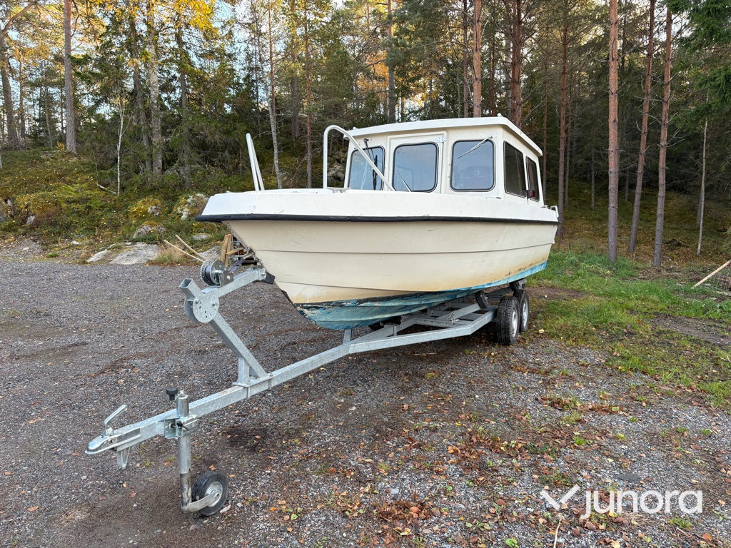 Båt, Trailer & Båtmotor - Örnvik 670, Suzuki DF140A - Autre matériel: photos 1 Båt, Trailer & Båtmotor - Örnvik 670, Suzuki DF140A - Autre matériel: photos 1
