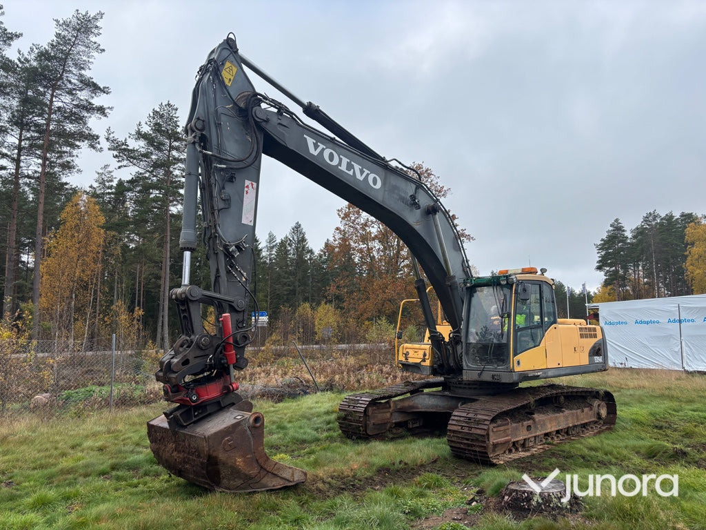 Bandgrävare - Volvo EC290C med tiltrotator - Pelle sur chenille: photos 1 Bandgrävare - Volvo EC290C med tiltrotator - Pelle sur chenille: photos 1