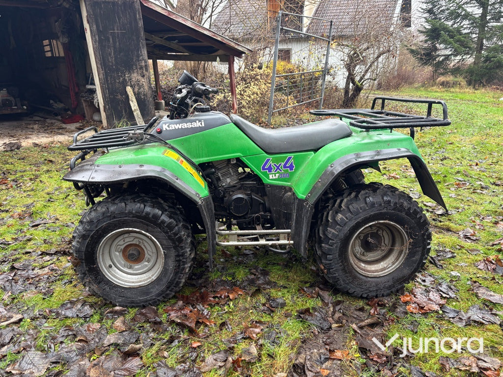 Fyrhjuling - Kawasaki KLF 300 C - Quadricycle: photos 2 Fyrhjuling - Kawasaki KLF 300 C - Quadricycle: photos 2