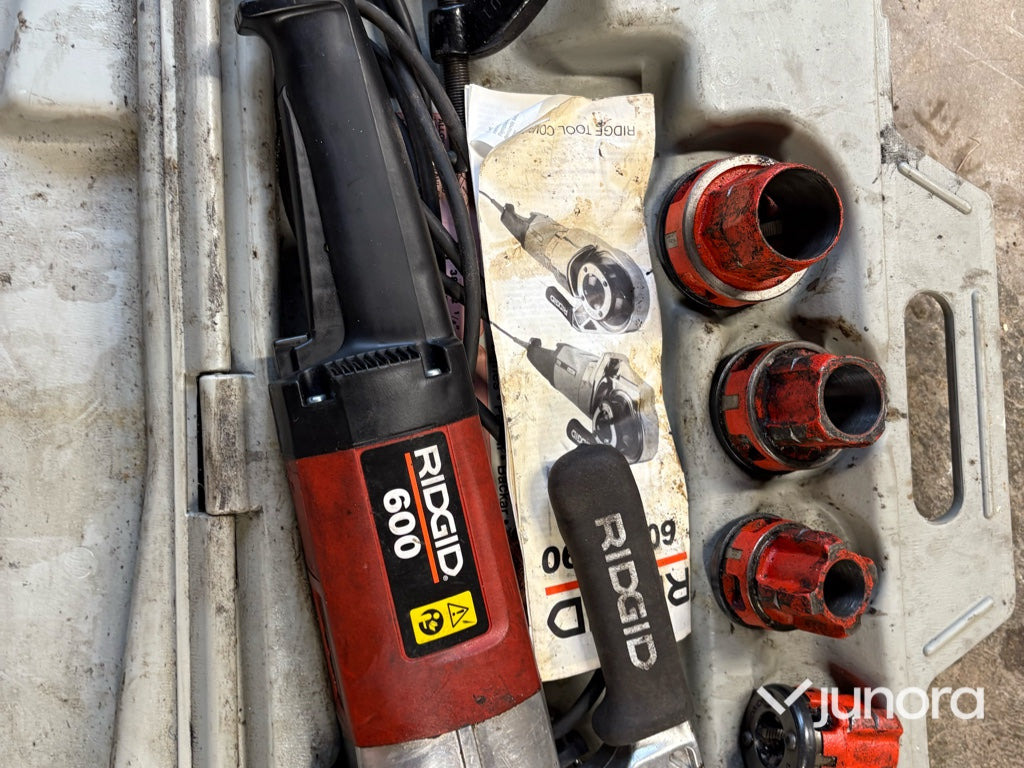 Gängmaskin - Ridgid, 600, Med tillbehör - Matériel de chantier: photos 5 Gängmaskin - Ridgid, 600, Med tillbehör - Matériel de chantier: photos 5