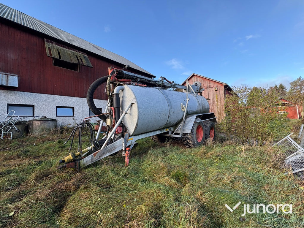 Gödseltunna - KIMADAN 15 kubik - Tonne à lisier: photos 1 Gödseltunna - KIMADAN 15 kubik - Tonne à lisier: photos 1
